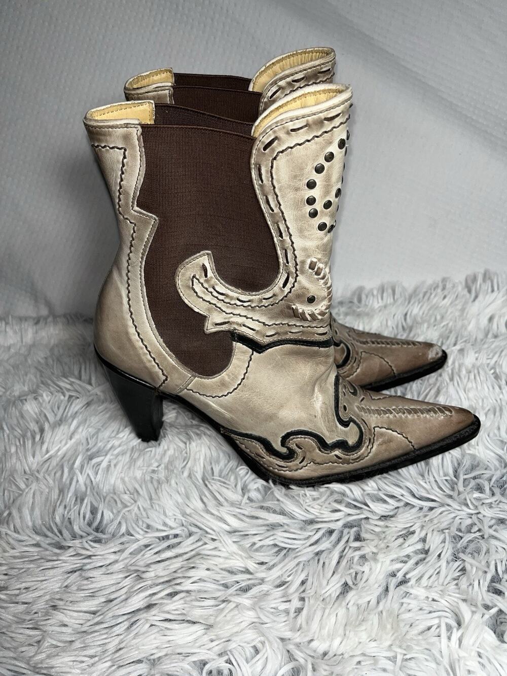 Charlie 1 Horse Heavy Stitched Leather Studded Cowboy Boots, Size 5B